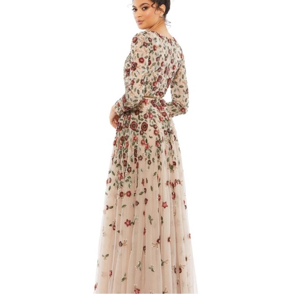 Mac Duggal Floral Appliqué Long Sleeve Illusion Gown - Picture 3 of 11